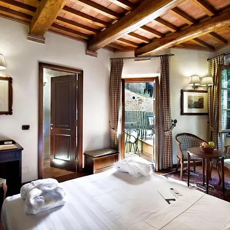 Unahotels Palazzo Mannaioni Toscana Montaione
