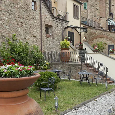 Unahotels Palazzo Mannaioni Toscana Montaione