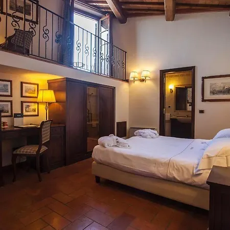 מלון Unahotels Palazzo Mannaioni Toscana 4*