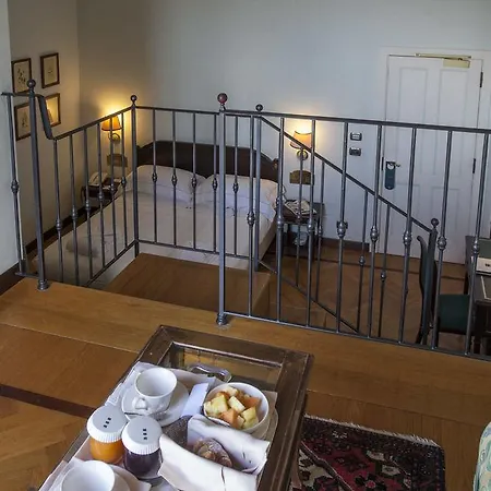 Unahotels Palazzo Mannaioni Toscana 4*