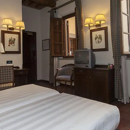 Unahotels Palazzo Mannaioni Toscana מלון 4*