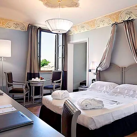 מלון Unahotels Palazzo Mannaioni Toscana