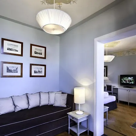 מלון Unahotels Palazzo Mannaioni Toscana 4*
